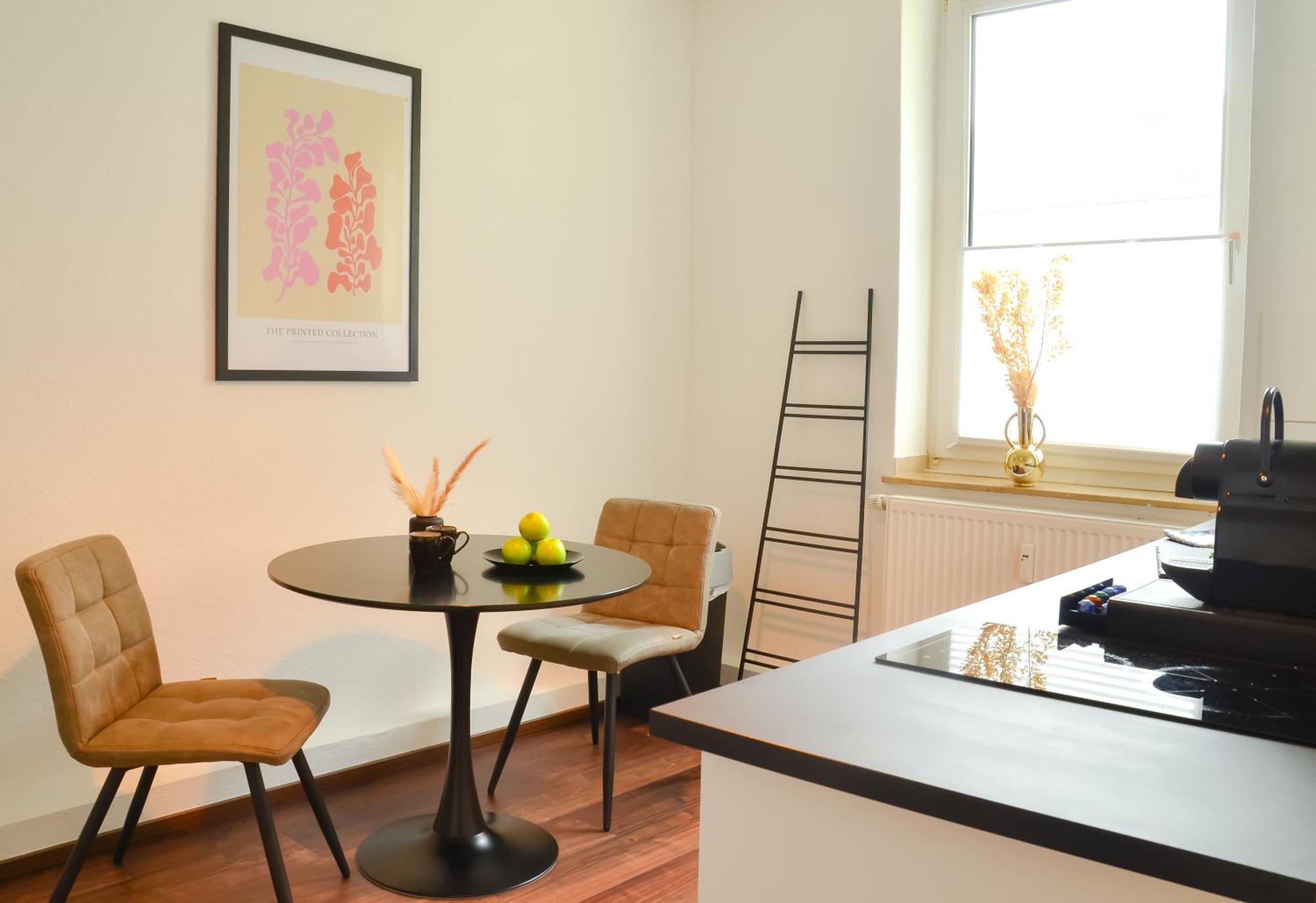 Apartment Milpau Buer 3 - Modernes Und Zentrales Premium-apartment Mit Queensize-bett, Netflix, Nespresso Und Smart-tv Gelsenkirchen